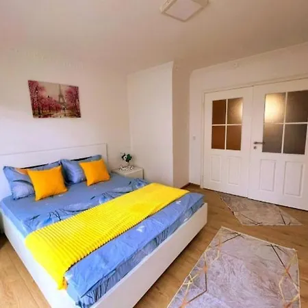 Apartment Dzan Free Parking